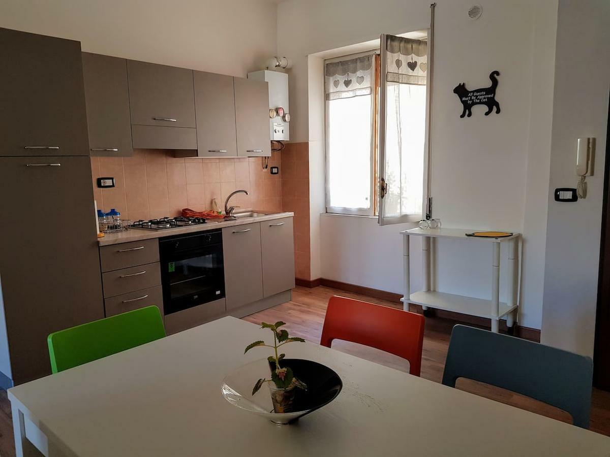 דירות קרוטונה Casa S Leonardo מראה חיצוני תמונה
